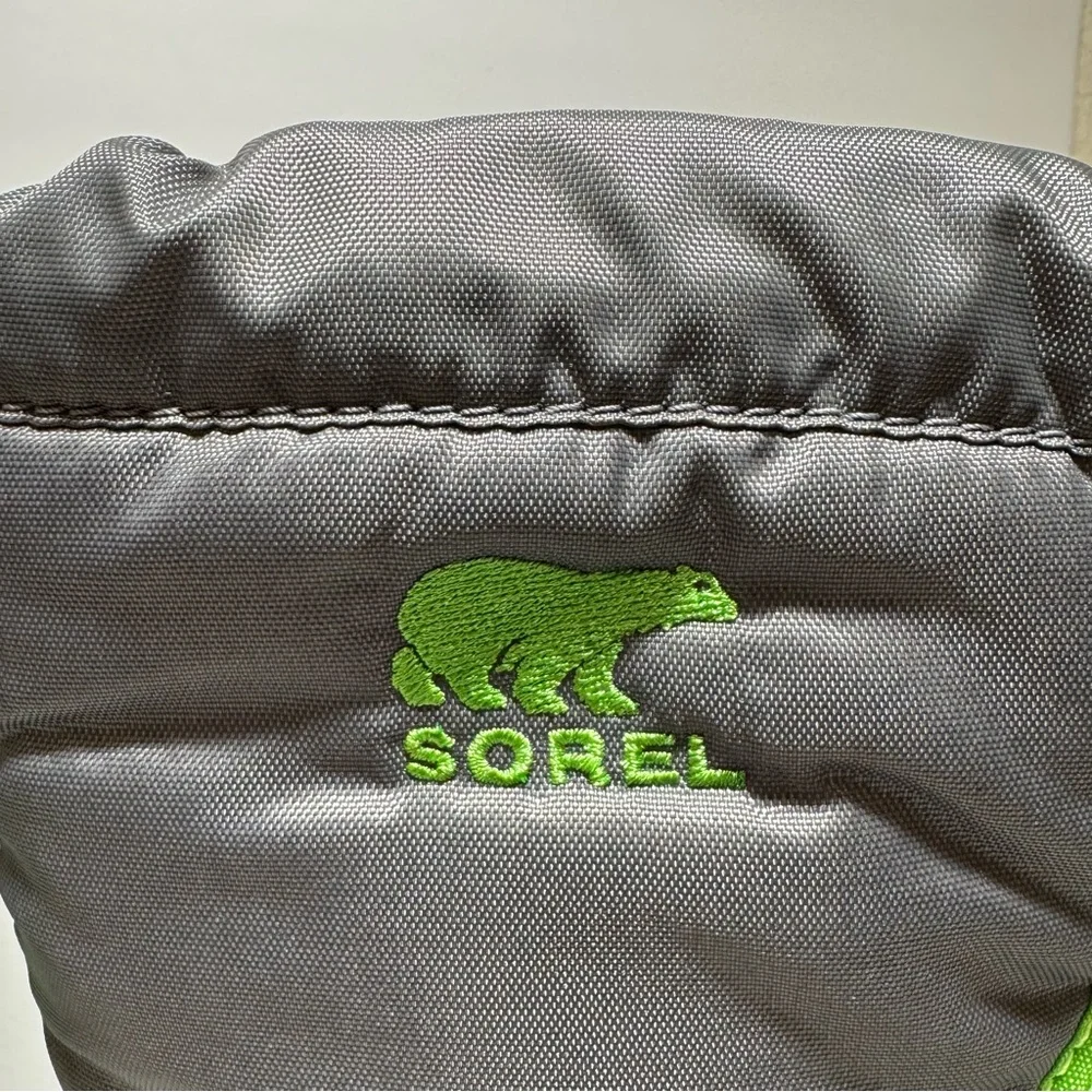 Sorel Flurry Grey Green Waterproof Felt Lined Lug Sole Snow Boots Big Boy Sz 5